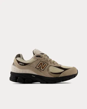 2002r Driftwood / Rich Earth / Timberwolf Low Top Sneakers