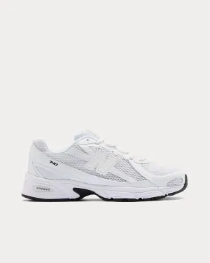 740 NB White / Black Low Top Sneakers