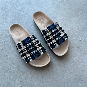 Check Slide, Blue/White