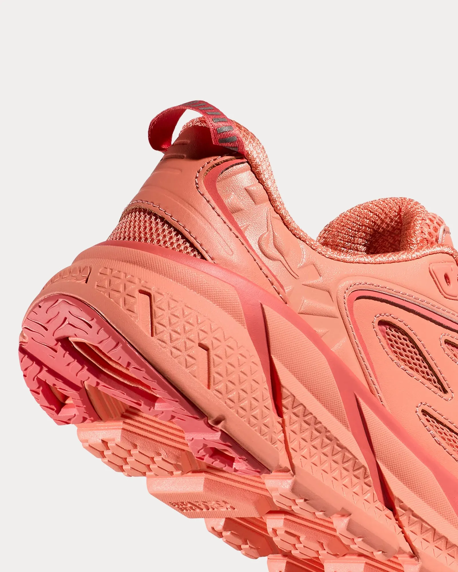 Clifton L Guava / Electric Coral Running Shoes