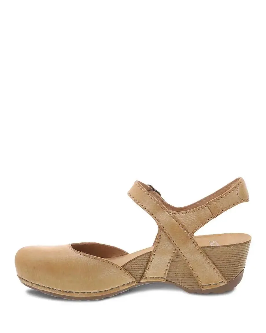 Dansko Tiffani Milled Sandal – Chic, Comfortable & Versatile for All-Day Wear