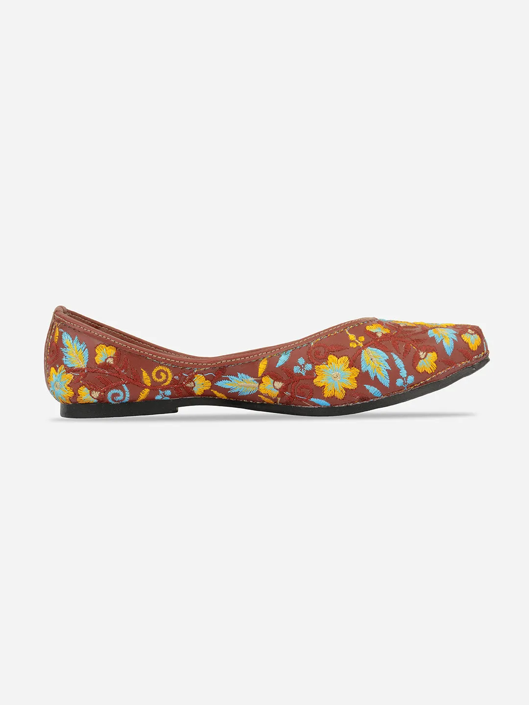 DESI COLOUR Women Maroon Ethnic Ballerinas with Embroidered Flats