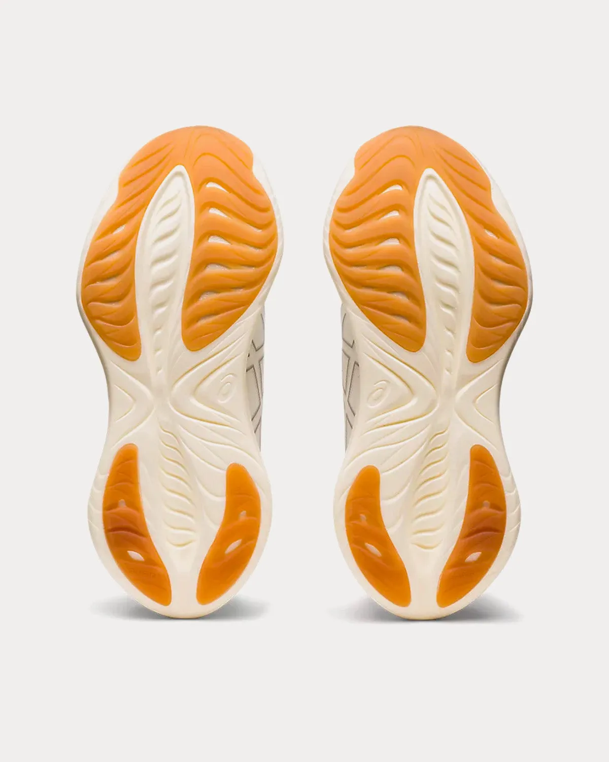 Gel-Cumulus 25 White / White Running Shoes