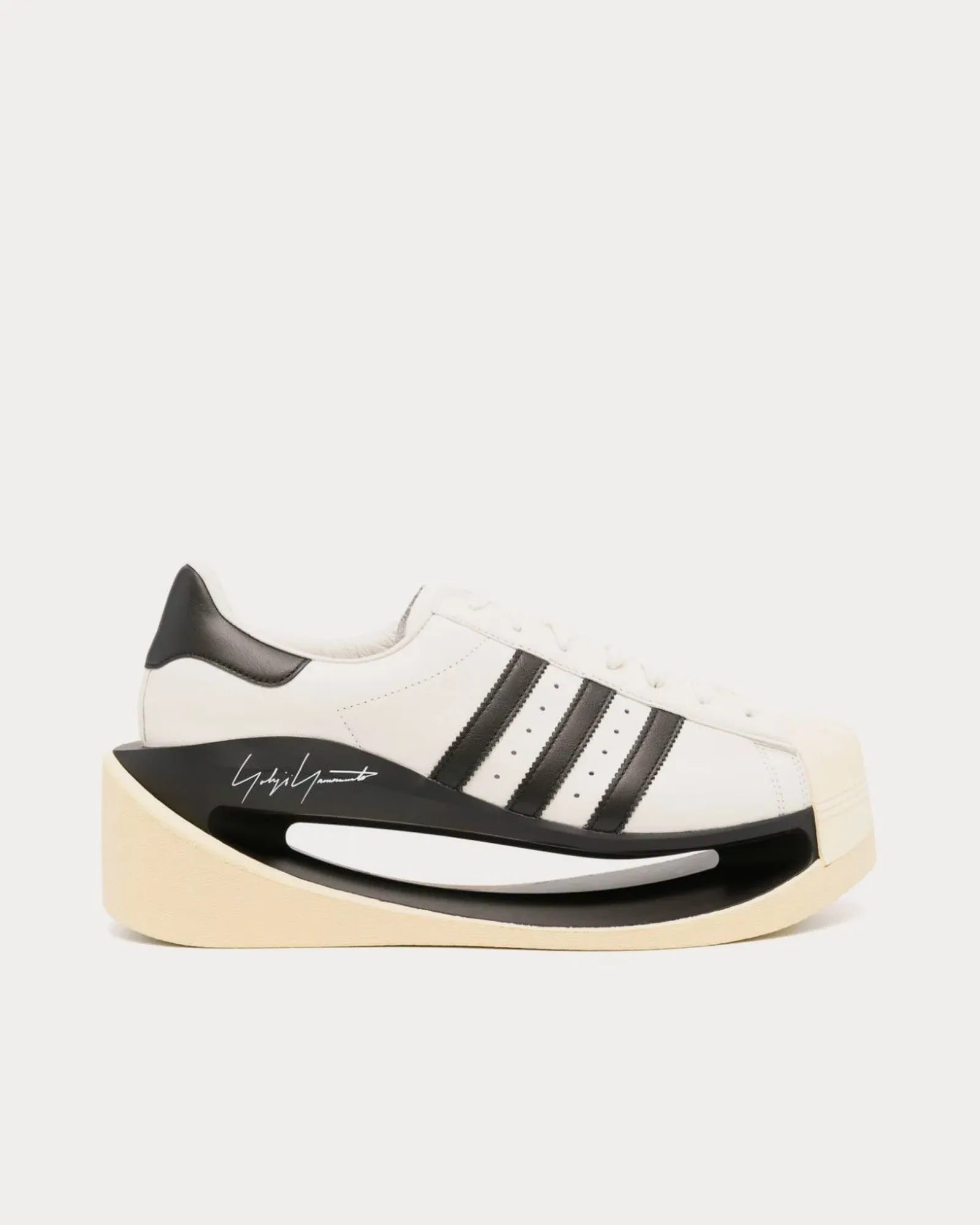 Gendo Superstar Off White / Black / Easy Yellow Low Top Sneakers