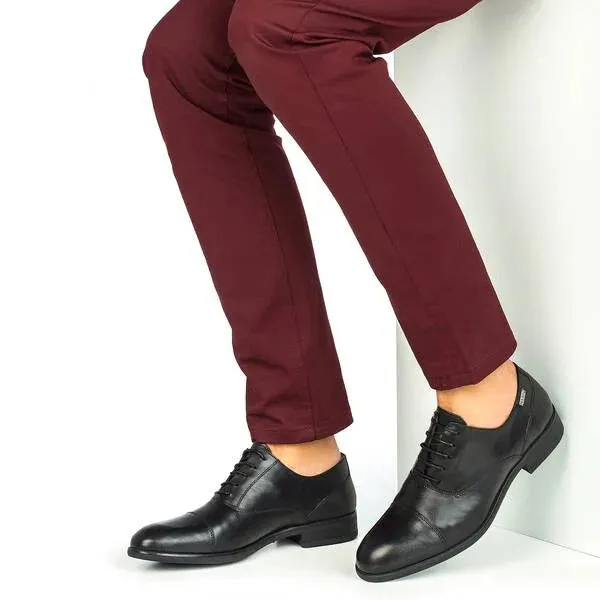Pikolinos Bristol M7J-4184 Black 5 Eyelet Shoe