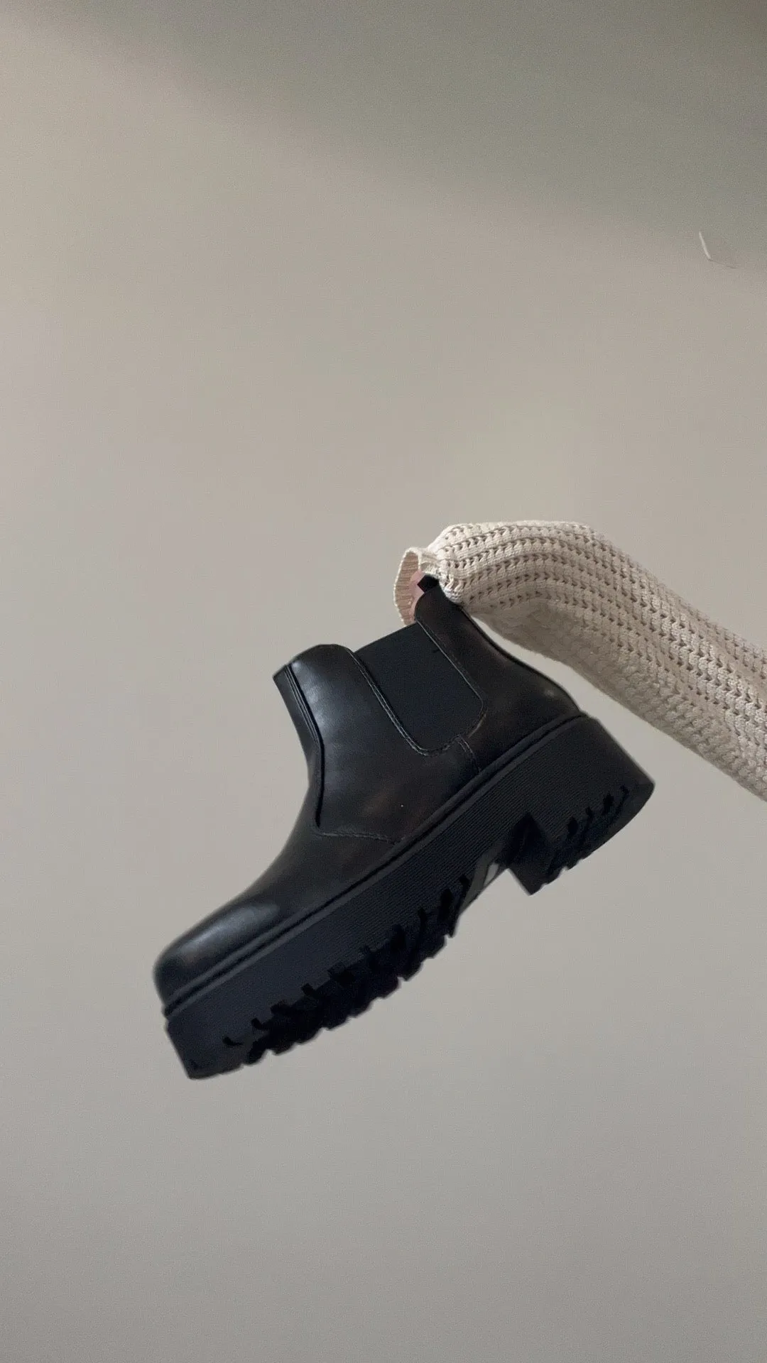 Rocky Mid Flatform Bootie In Black