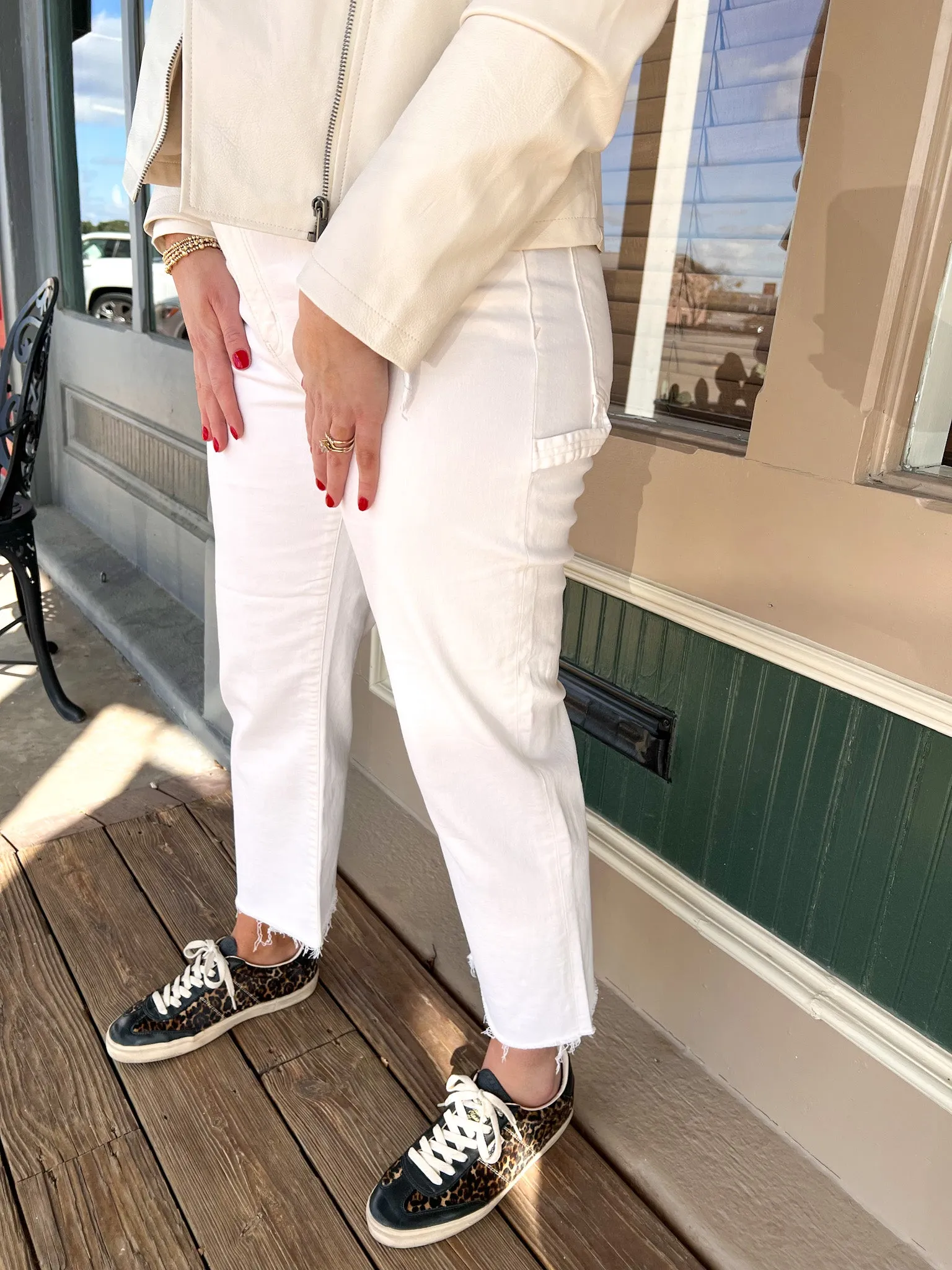 Sundaze Utility Crop High Rise Straight Crop - Cream | Daze