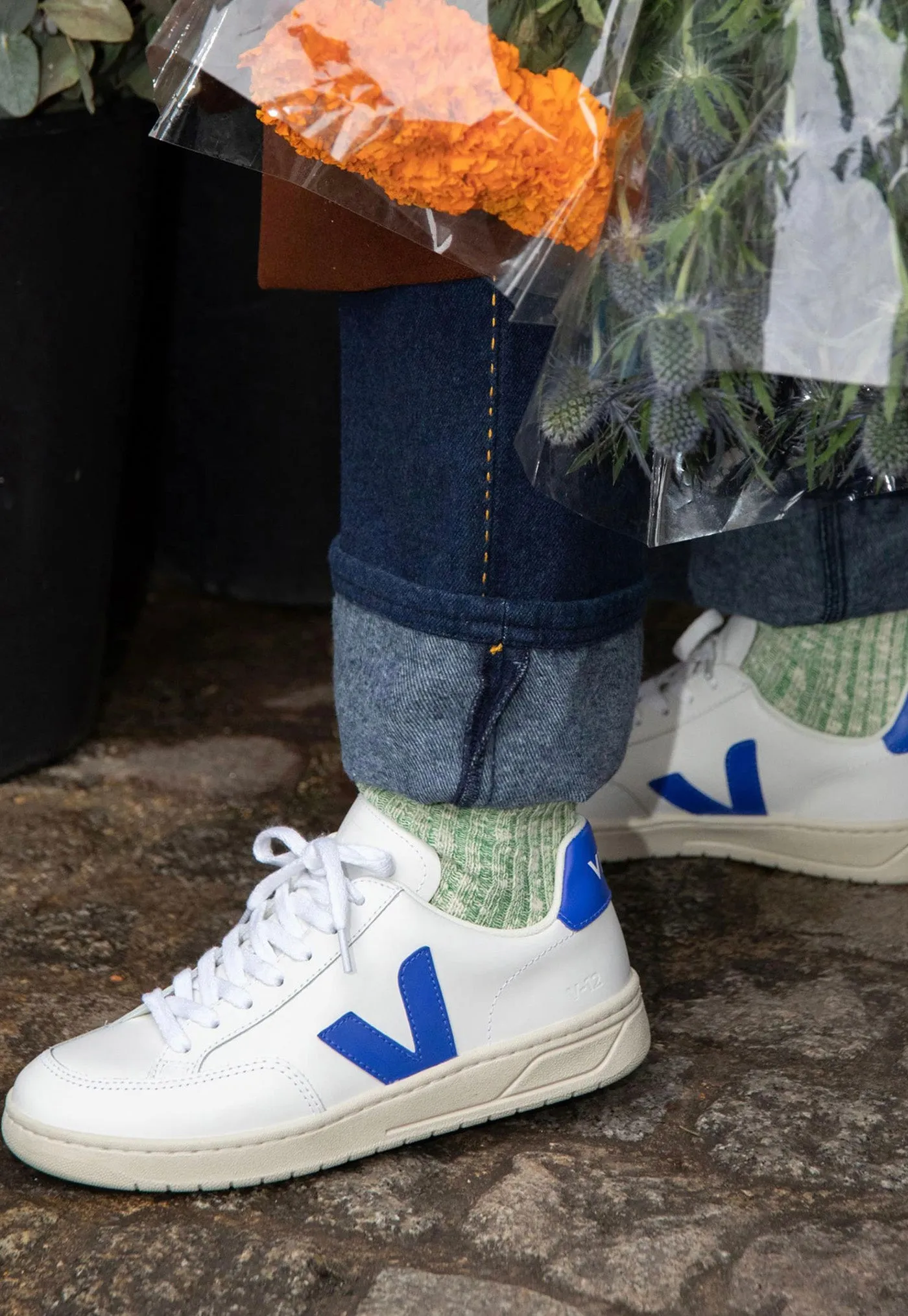 V-12 Leather - Extra White/Paros