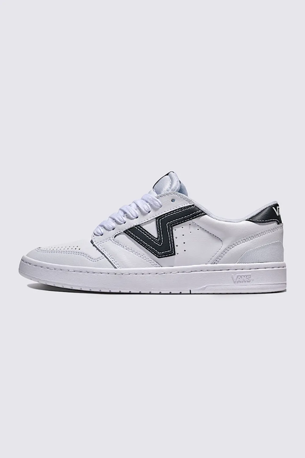 Vans Lowland 2.0 Sneakers in White | VN000D6RYB21