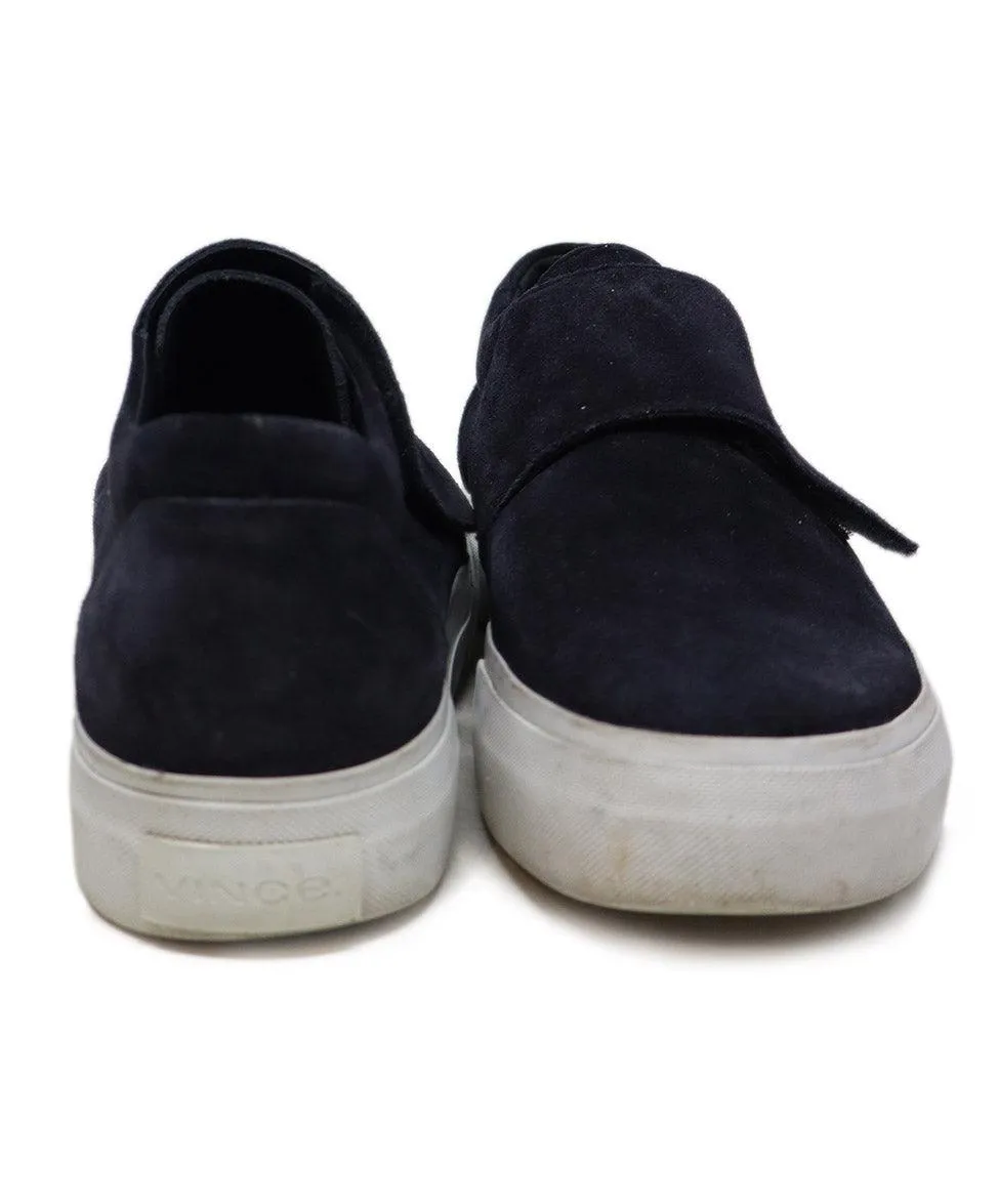 Vince Navy Suede Sneakers sz 10
