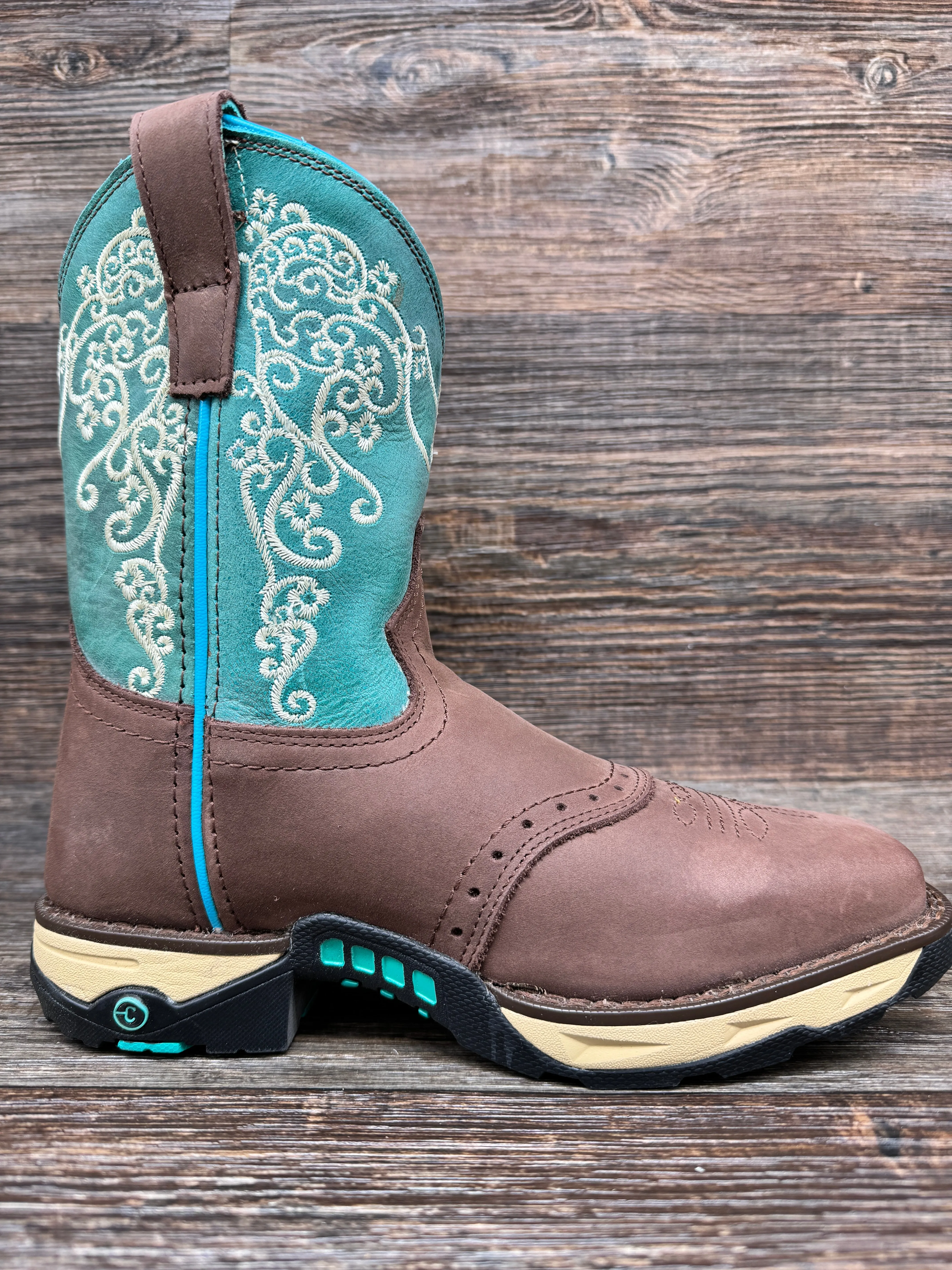 W5013 Women's Square Toe Farm and Ranch Western Work Boot by Corral